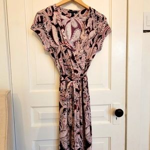 💰DRESS SALE: BUY ONE GET ONE FREE! Banana Republic Wrap Dress. Size M.